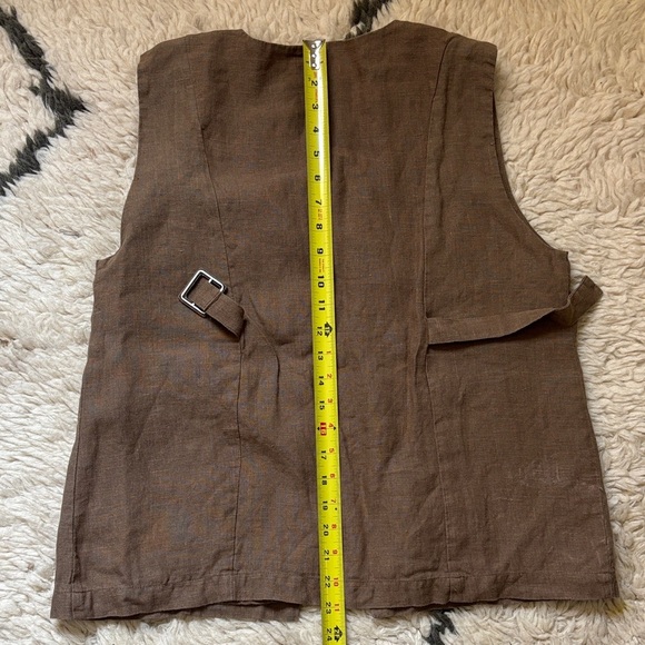 First Rite Linen Vest - Picture 9 of 17